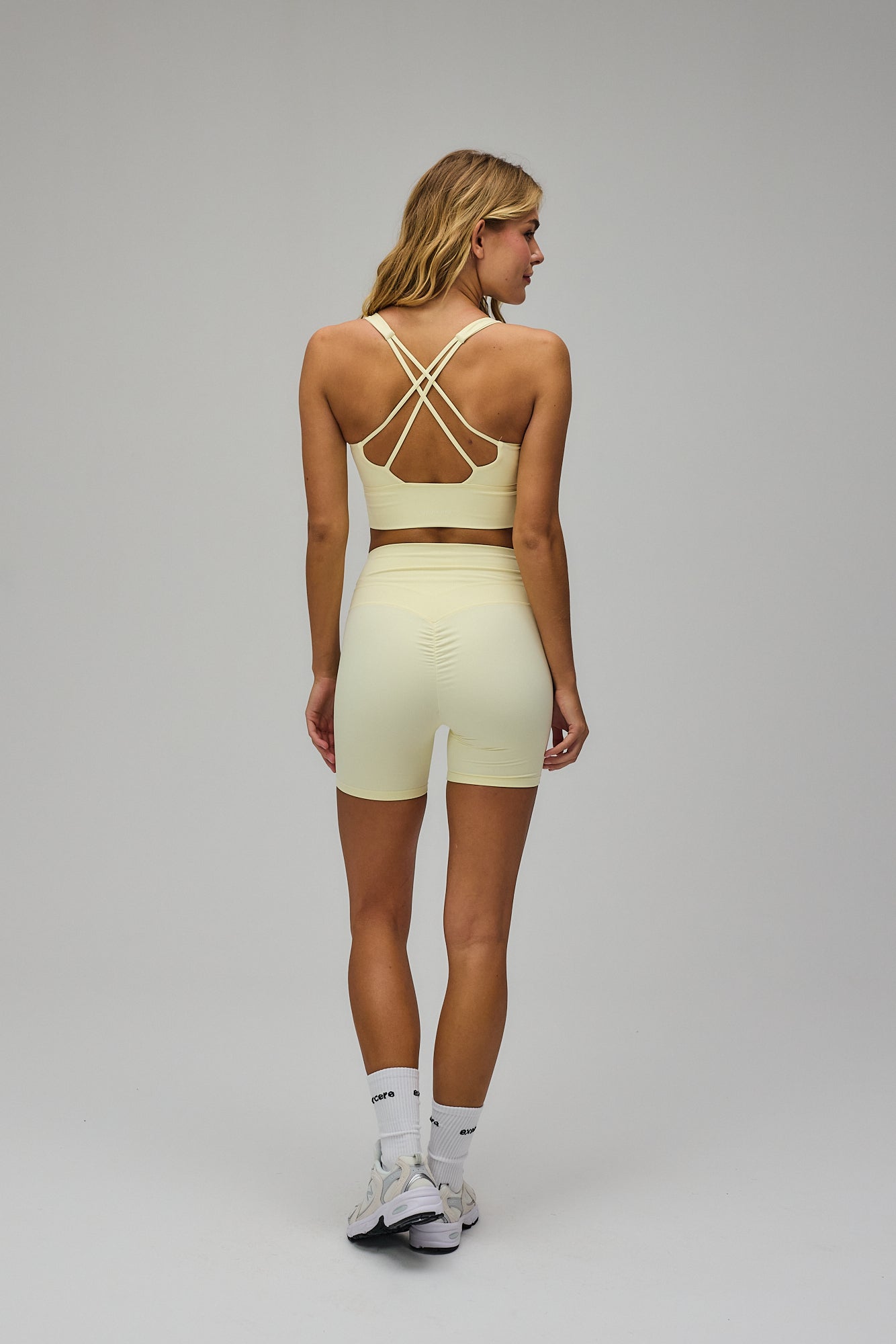 Sculpt Scrunch Shorts - Lemon