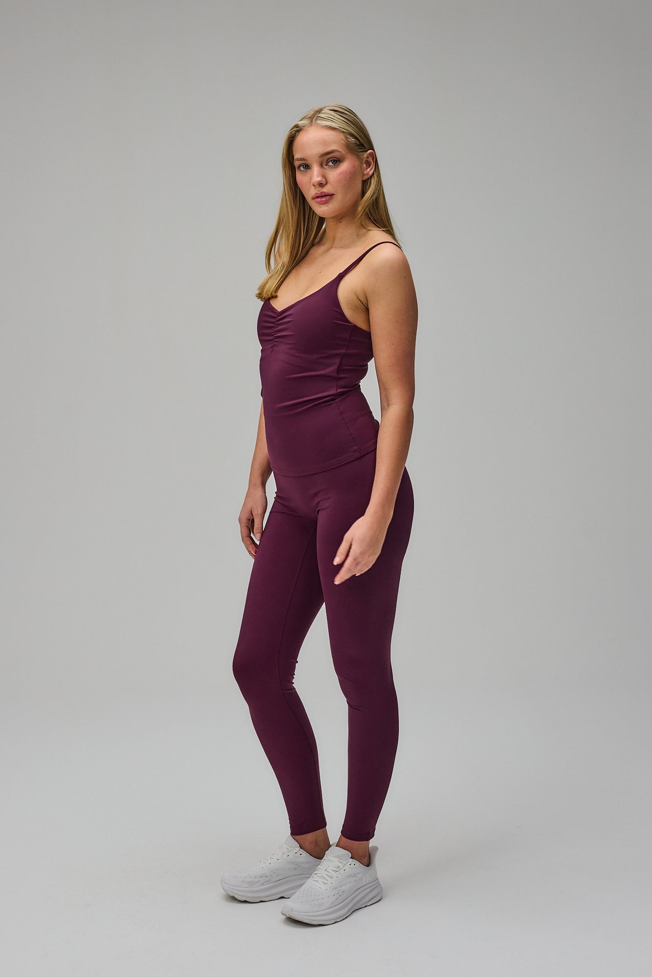 Ultra Neaty Tights - Deep Plum