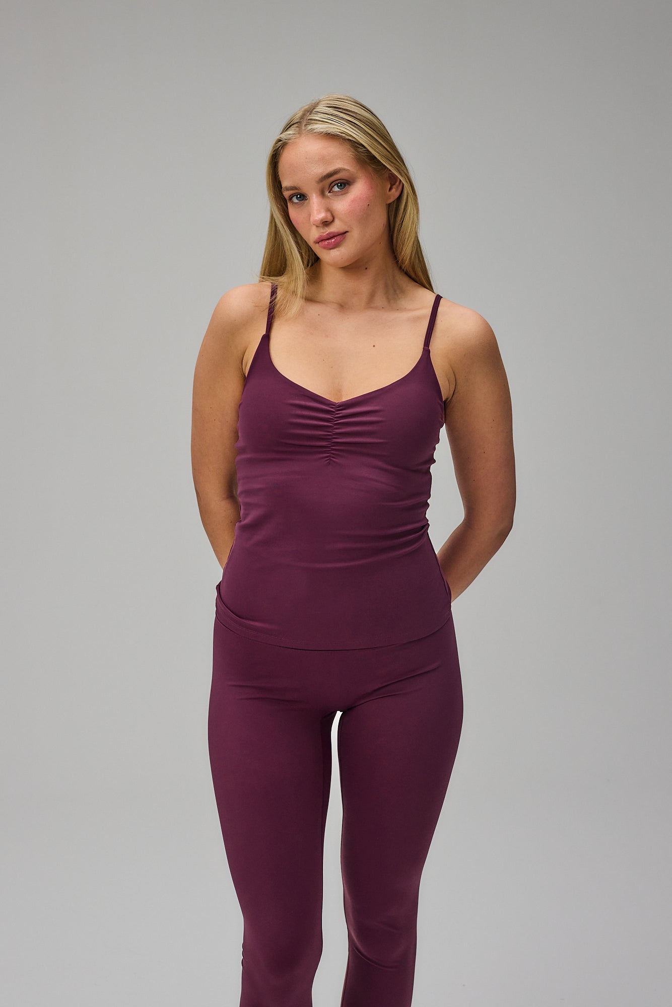 Ultra Neaty Tights - Deep Plum