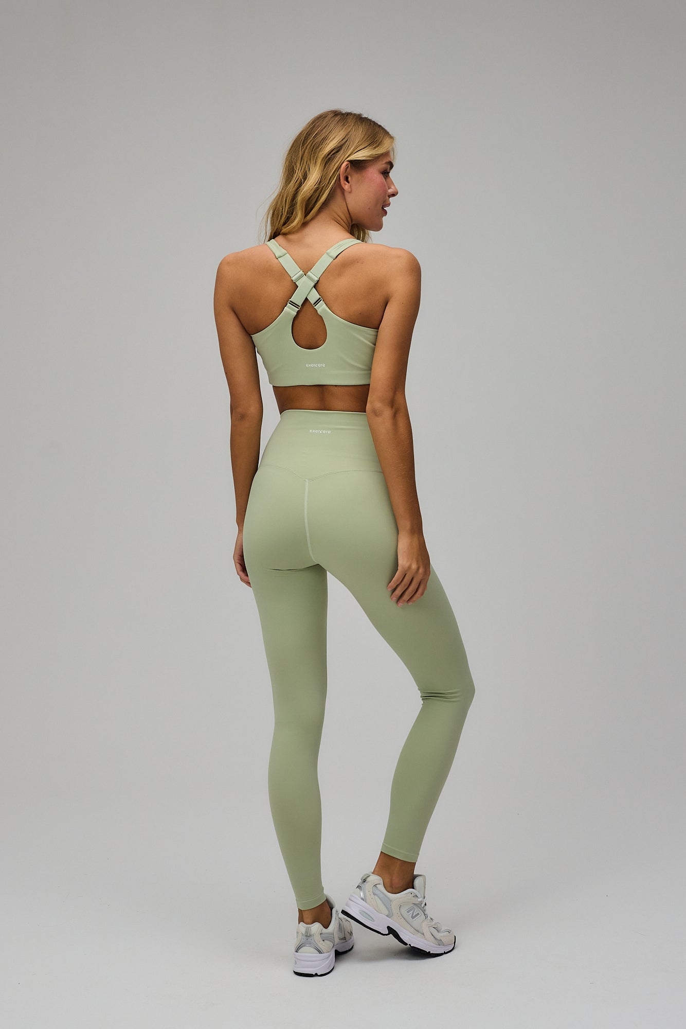 Ultra Neaty Tights - Dusty Green